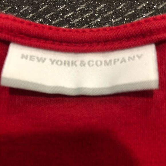 NEW YORK & COMPANY/ RED CASUAL DRESS - Picture 4 of 6